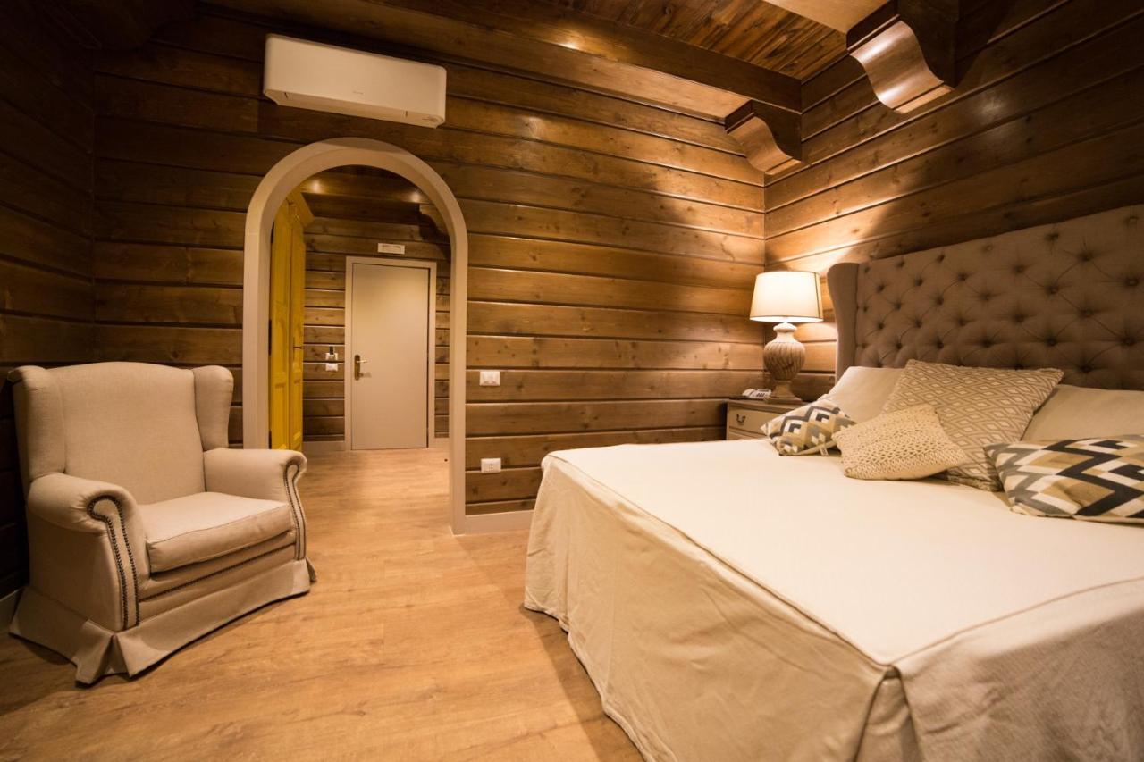 Al Boschetto Hotel Castel Volturno Luaran gambar